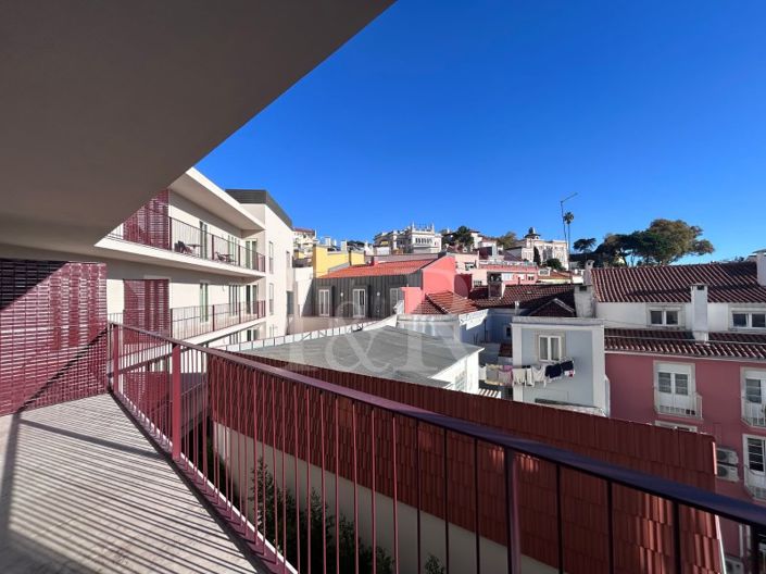 Image No.14-2 Bed Apartment for sale