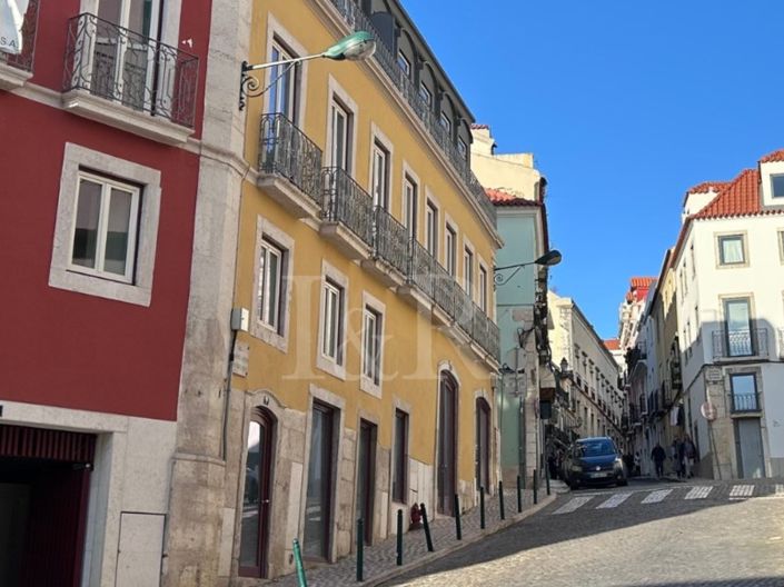 Image No.16-3 Bed Apartment for sale