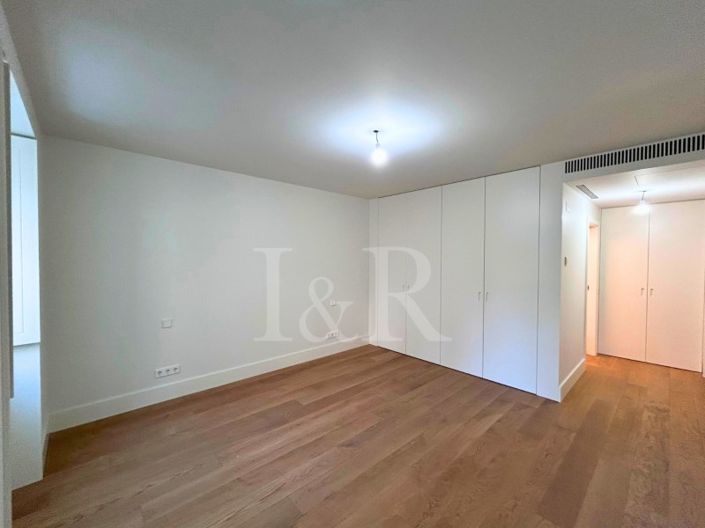 Image No.8-3 Bed Apartment for sale