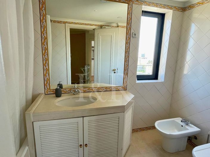 Image No.20-Appartement de 5 chambres à vendre à Lisbon