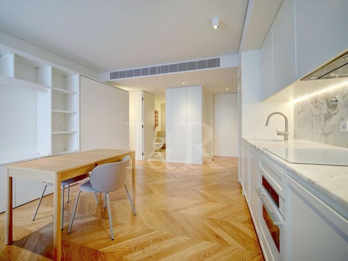 Image No.5-Apartment for sale