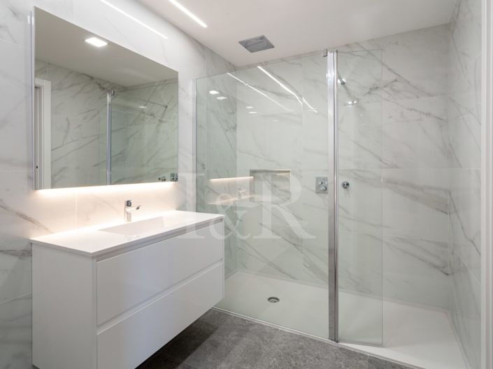 Image No.14-3 Bed Apartment for sale