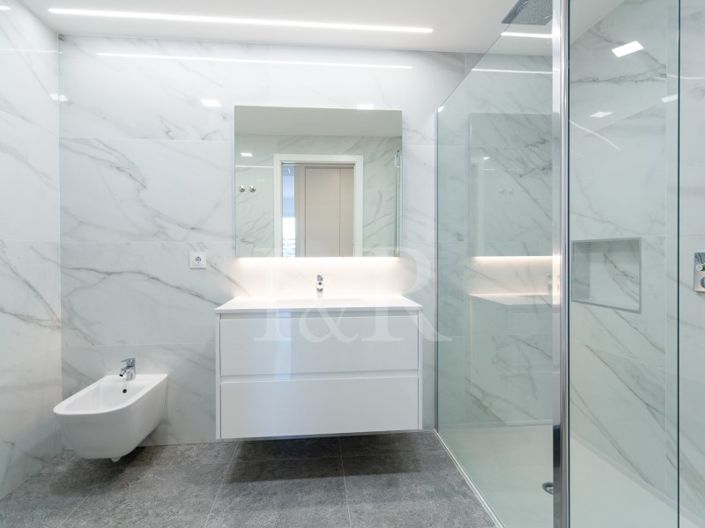 Image No.15-3 Bed Apartment for sale