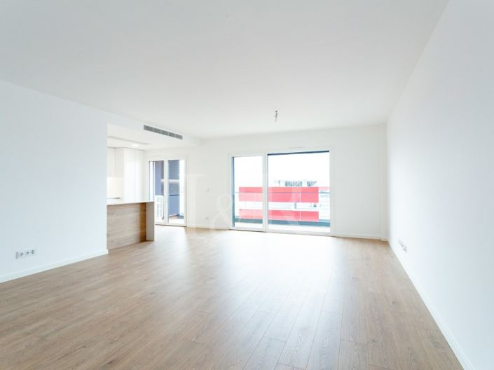 Image No.4-3 Bed Apartment for sale