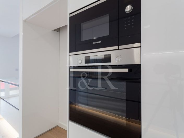 Image No.8-3 Bed Apartment for sale