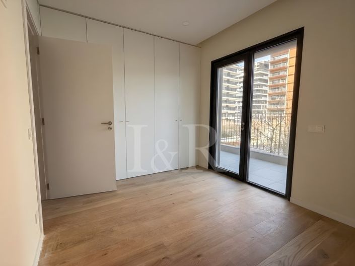 Image No.18-3 Bed Apartment for sale