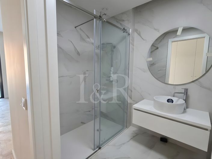 Image No.14-3 Bed Apartment for sale