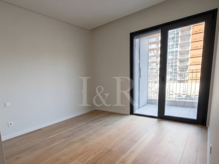 Image No.16-3 Bed Apartment for sale