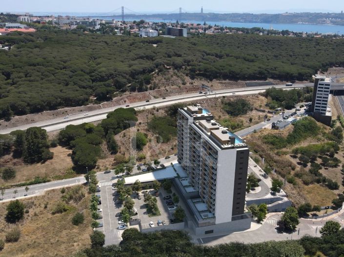 Image No.22-3 Bed Apartment for sale