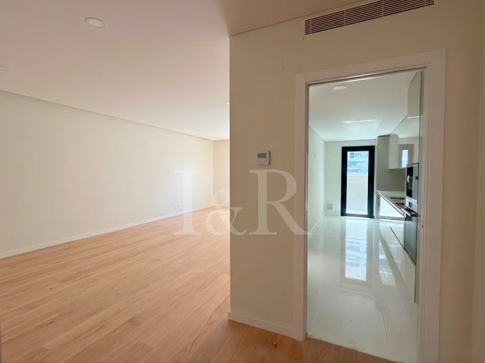 Image No.5-3 Bed Apartment for sale