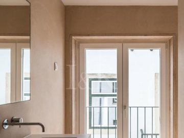 idfa7a4d00-0000-0500-0000-00001866e8ed