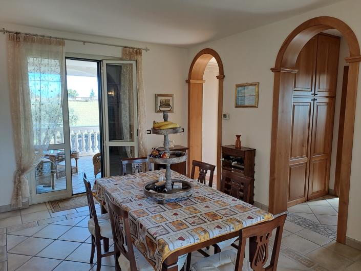 Image No.27-2 Bed House/Villa for sale