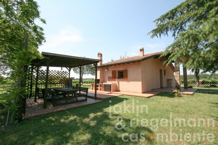 Image No.16-Ferme de 8 chambres à vendre à Castiglione del Lago