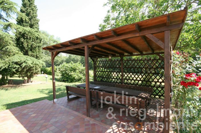 Image No.17-8 Bed Farmhouse for sale