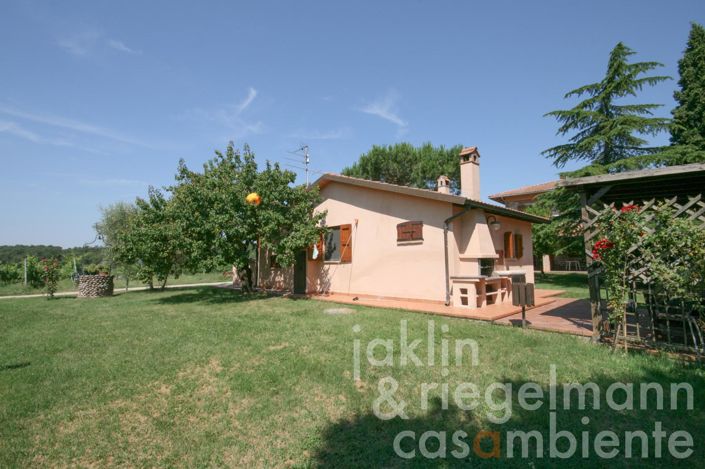 Image No.19-8 Bed Farmhouse for sale