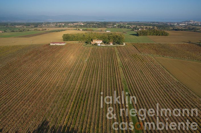 Image No.2-8 Bed Farmhouse for sale