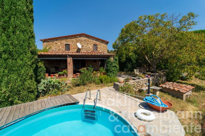 Image No.10-4 Bed Country House for sale