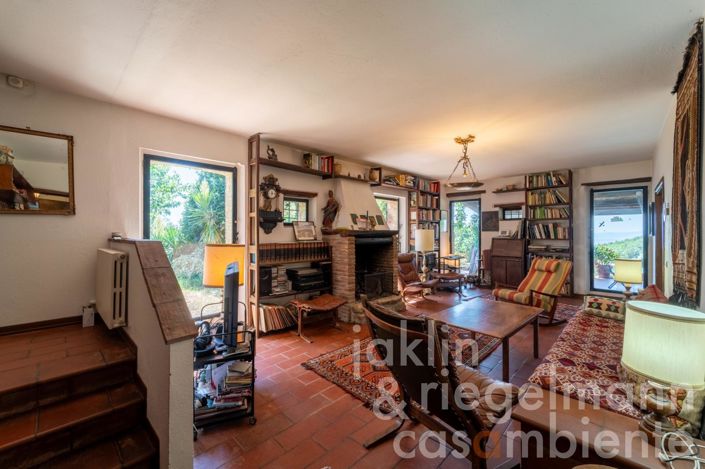 Image No.35-4 Bed Country House for sale