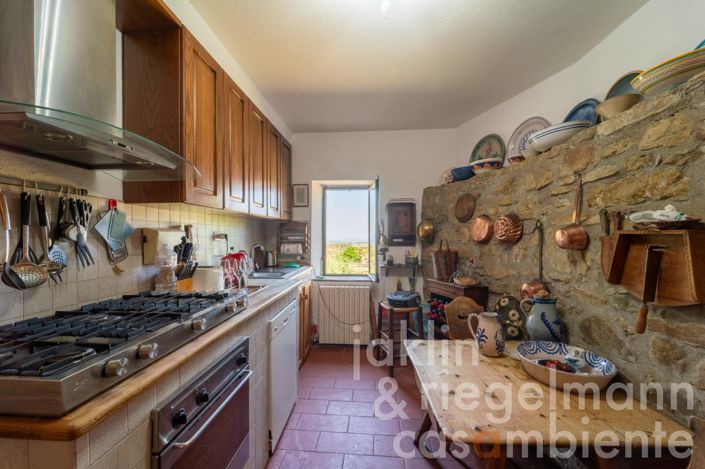 Image No.38-4 Bed Country House for sale