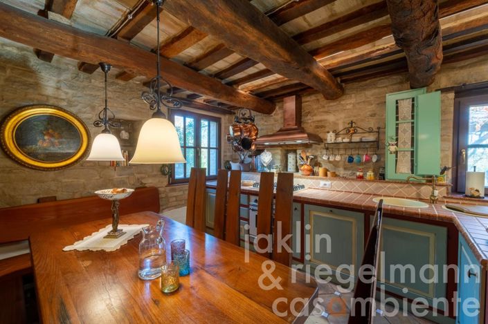 Image No.44-Ferme de 10 chambres à vendre à Fermo