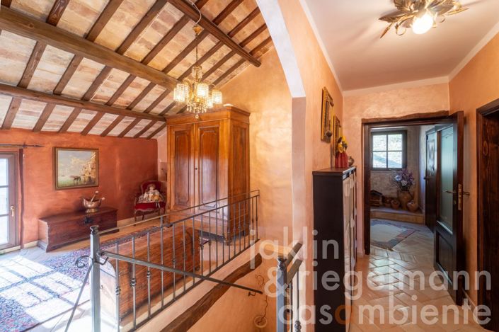 Image No.51-Ferme de 10 chambres à vendre à Fermo