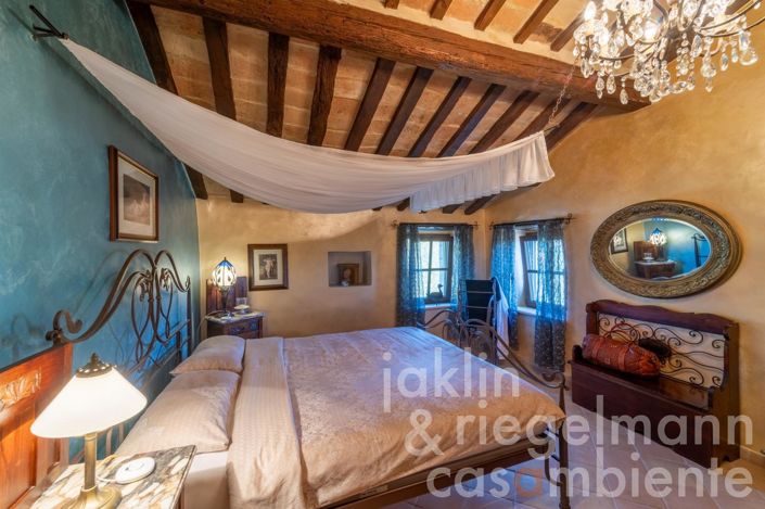 Image No.55-Ferme de 10 chambres à vendre à Fermo