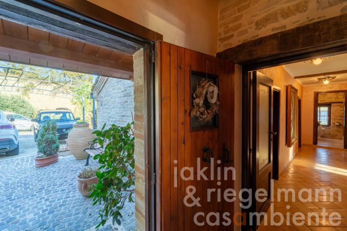 Image No.57-Ferme de 10 chambres à vendre à Fermo