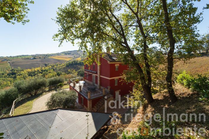 Image No.64-Ferme de 10 chambres à vendre à Fermo
