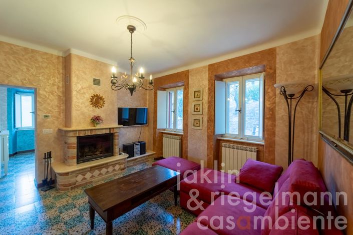 Image No.79-Ferme de 10 chambres à vendre à Fermo