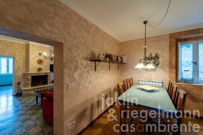 Image No.80-Ferme de 10 chambres à vendre à Fermo