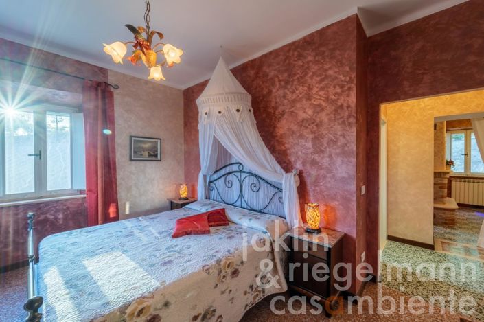 Image No.89-Ferme de 10 chambres à vendre à Fermo