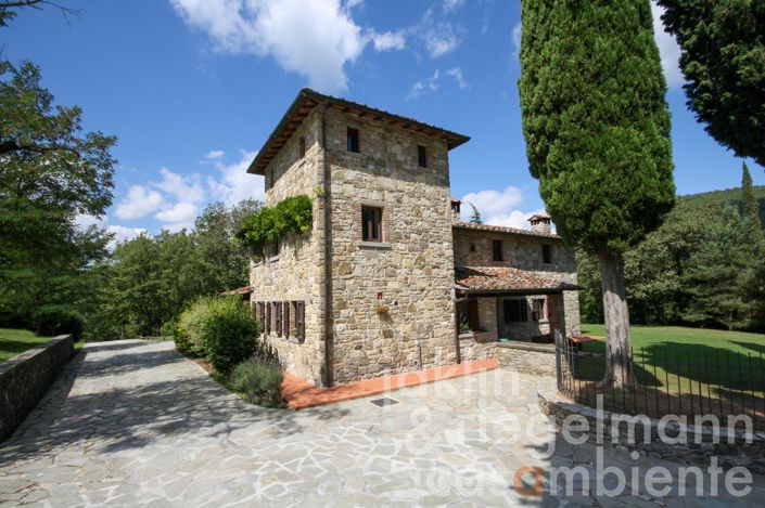 Image No.11-Ferme de 9 chambres à vendre à Chiusi della Verna