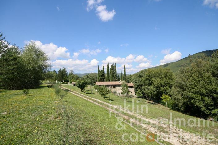 Image No.24-Ferme de 9 chambres à vendre à Chiusi della Verna