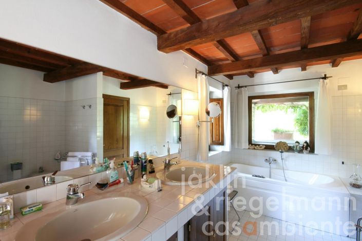 Image No.48-Ferme de 9 chambres à vendre à Chiusi della Verna