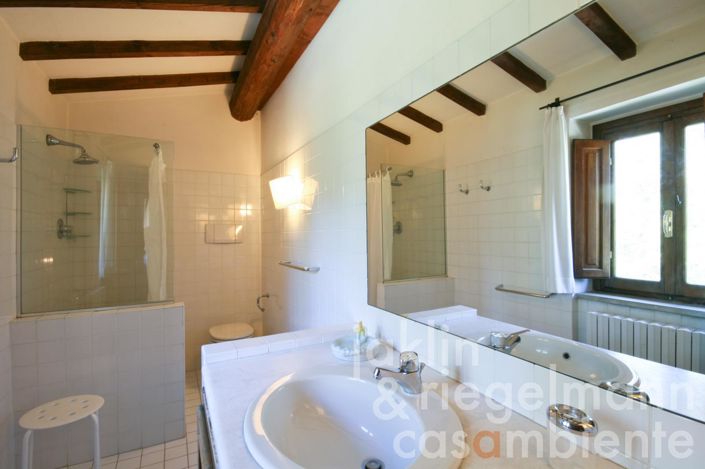 Image No.49-Ferme de 9 chambres à vendre à Chiusi della Verna