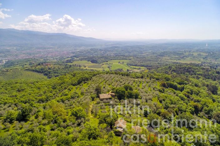 Image No.11-6 Bed Country House for sale