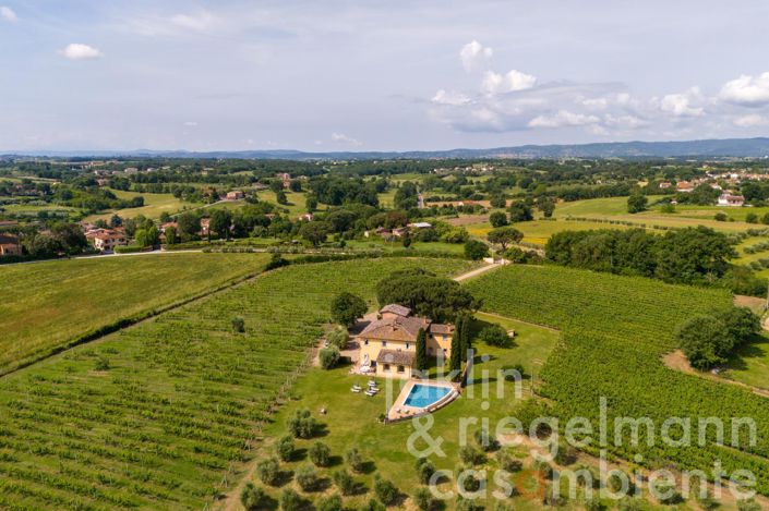 Image No.16-6 Bed Country House for sale