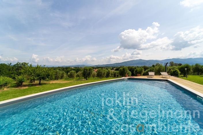 Image No.25-6 Bed Country House for sale