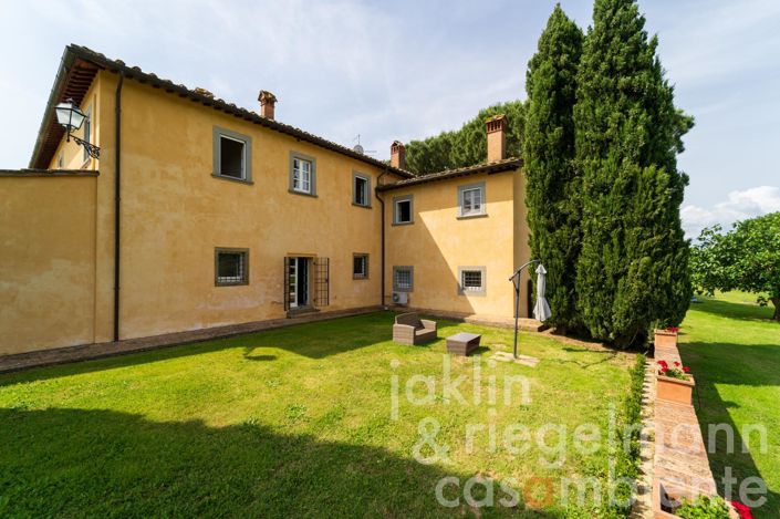 Image No.26-6 Bed Country House for sale