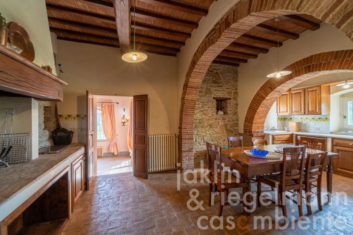 Image No.41-6 Bed Country House for sale