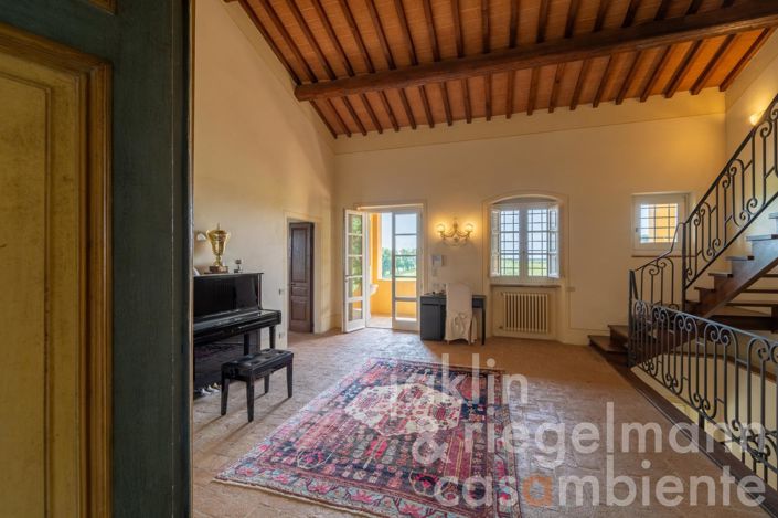 Image No.48-6 Bed Country House for sale