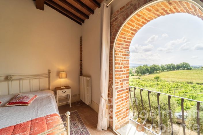 Image No.55-6 Bed Country House for sale