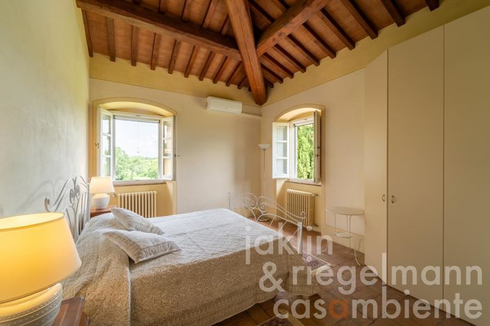 Image No.61-6 Bed Country House for sale