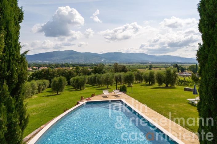 Image No.9-6 Bed Country House for sale