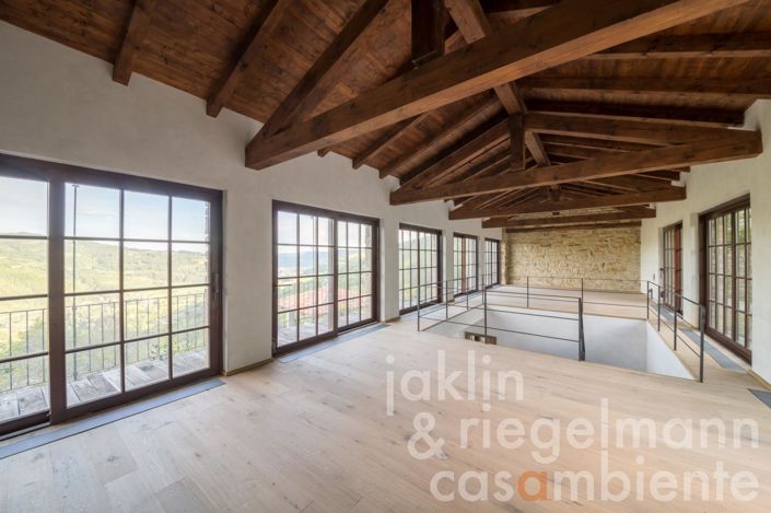 Image No.39-8 Bed Country House for sale