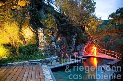 5c81141561d33m251512