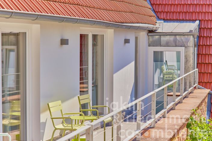 Image No.11-11 Bed Hotel for sale