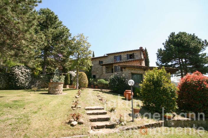 Image No.17-5 Bed Country House for sale