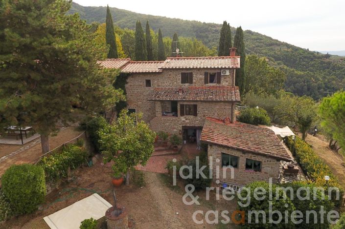 Image No.2-Maison de campagne de 5 chambres à vendre à Reggello