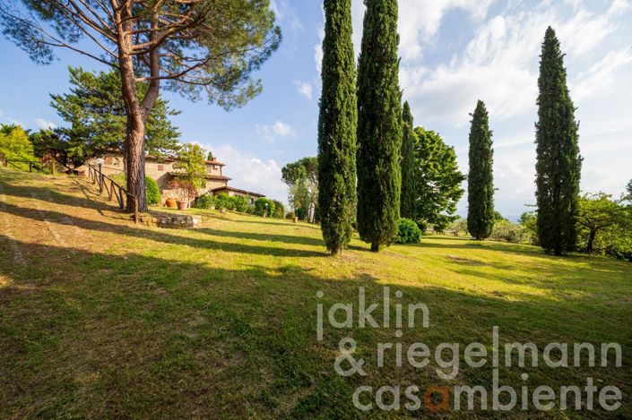 Image No.9-5 Bed Country House for sale